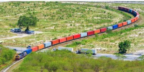 International intermodal movees, increases in shipments of export cargo and import cargo, spurred growth in the U.S.